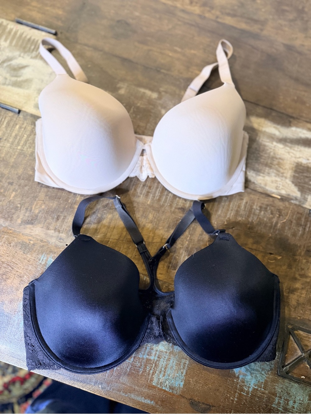 2 Maidenform Bras